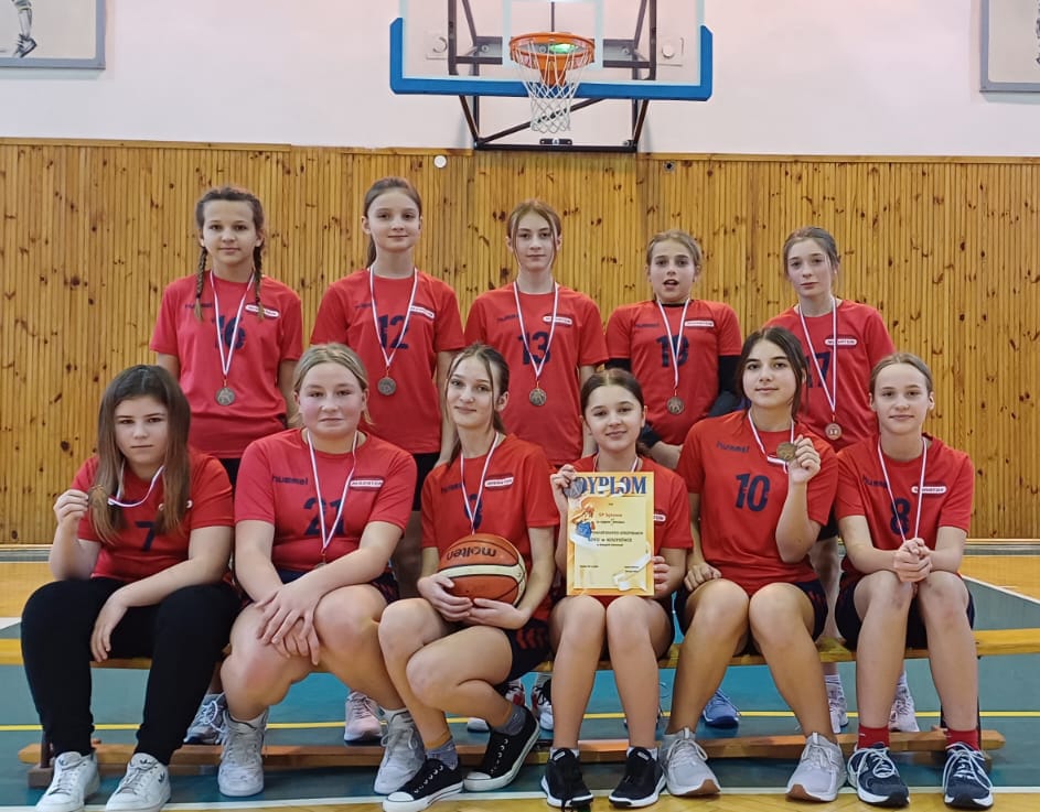 Powiatowe Igrzyska w Koszykówce