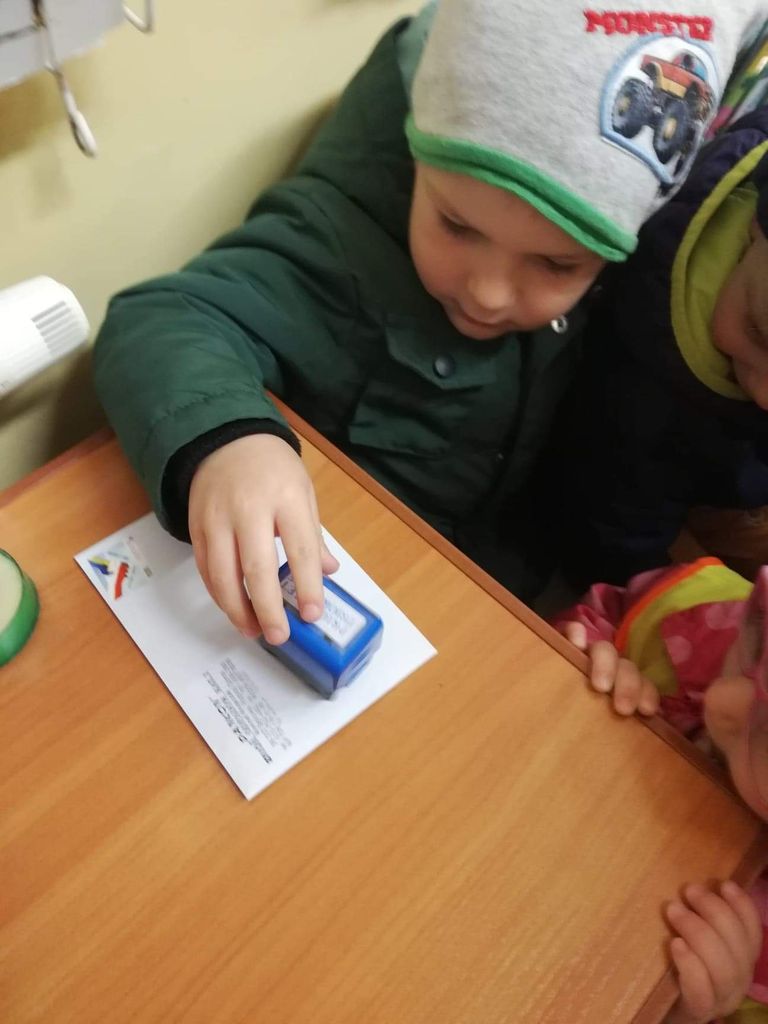 WYJŚCIE DO URZĘDU POCZTOWEGO 