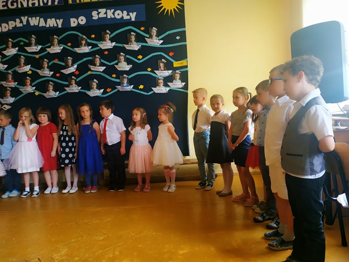 Pożegnanie przedszkola przez dzieci z zerówki