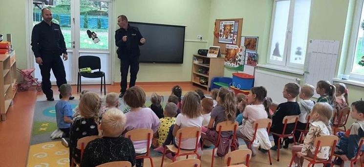 Wizyta Policjantów w przedszkolu 