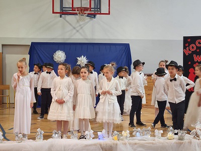 Dzień Babci i Dzień Dziadka w naszej szkole…..